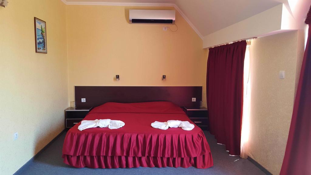 Cantilena Hotel نيسيبار الغرفة الصورة